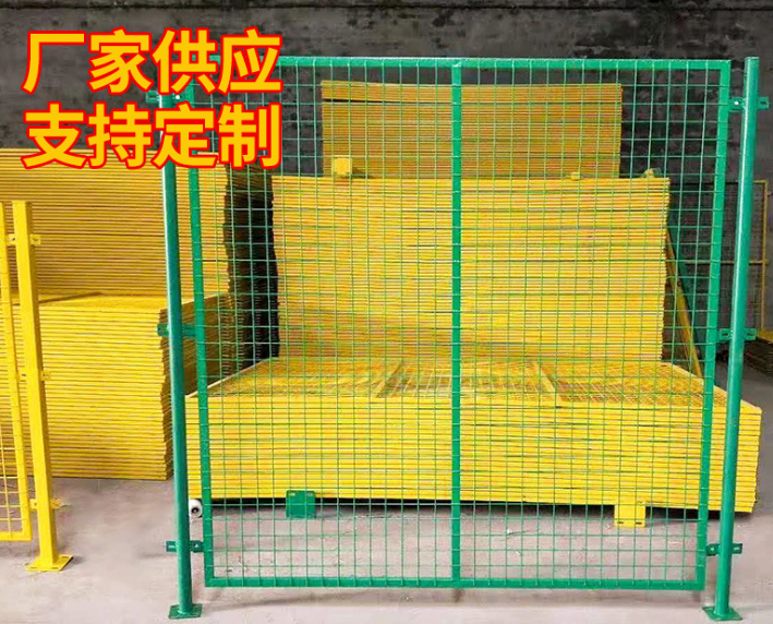 厂家供应边框护栏网绿色铁围栏网双边丝护栏网浸塑绿隔离防护网