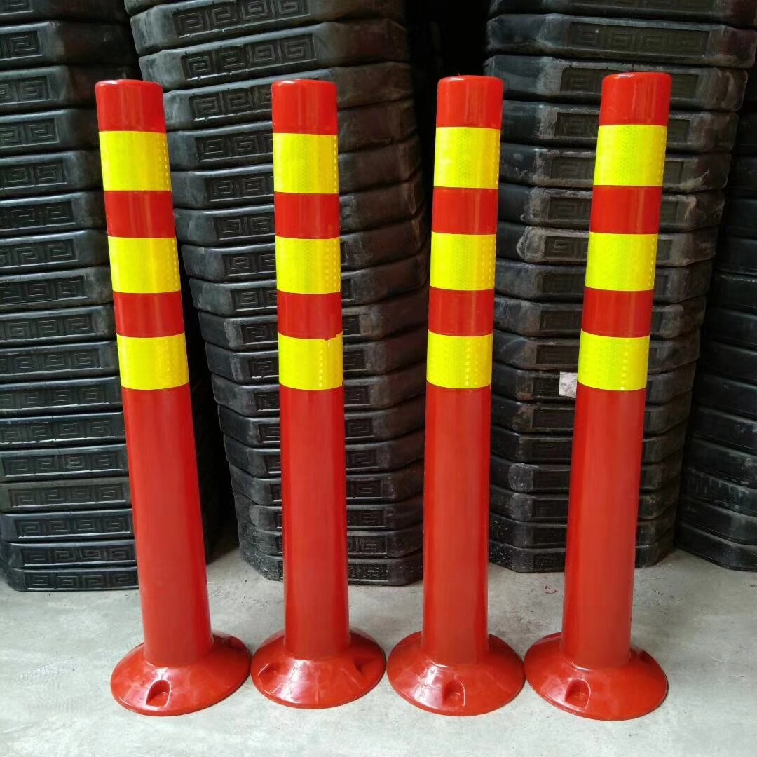 道路警示柱铁立柱塑料反光立柱路桩防撞柱PU弹力柱钢管隔离桩护