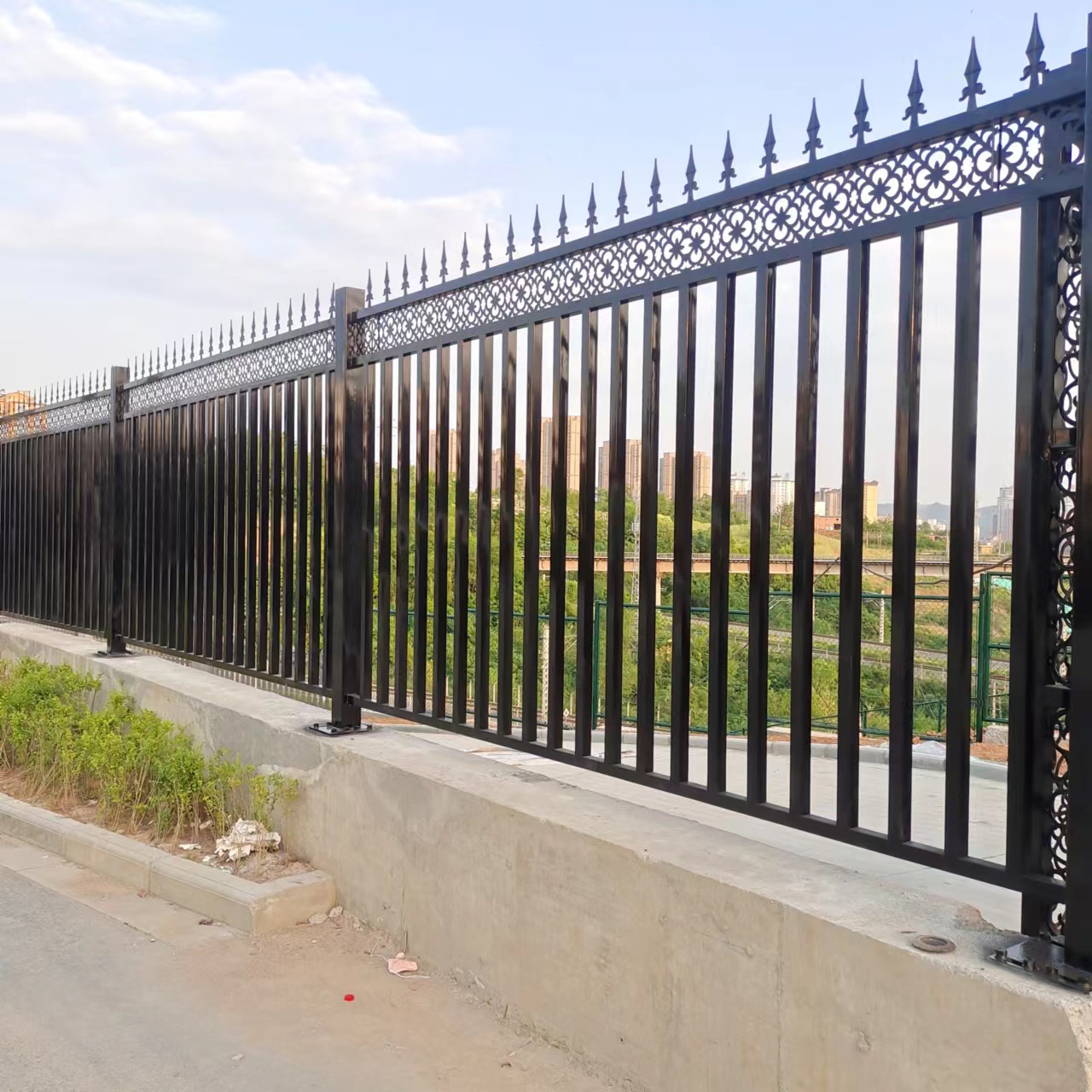 围墙护栏 小区公园防护围栏围墙护栏组装护栏