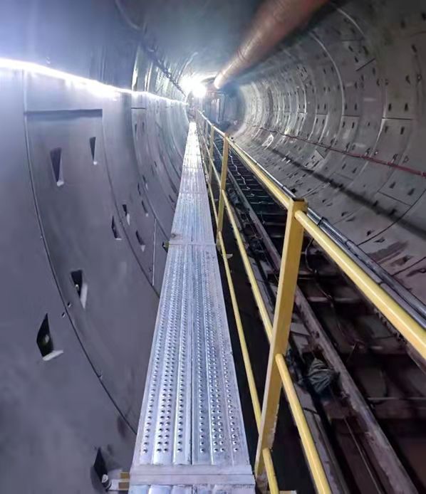 隧道地铁用走道板及支架