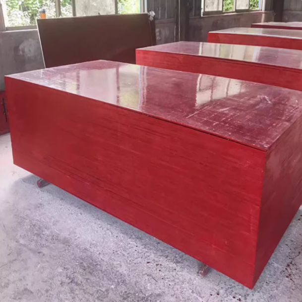 贵州竹胶板浇筑胶合板加厚小红板木工板覆膜板工地小黑板建筑模板
