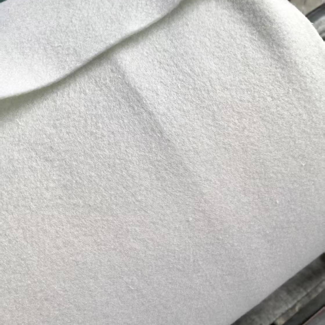 土工布反滤防尘保温防渗填埋隧道隔离针刺纤维四川成都工 厂直供