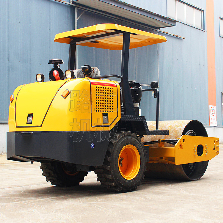 现货 3.5吨单钢轮压路机沥青振动压实机小型座驾式压路机厂家