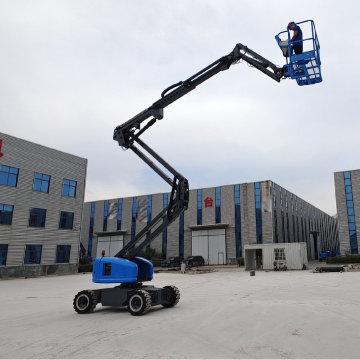 曲臂式自行走升降机维修旋转可伸缩式升降车高空作业升降平台车